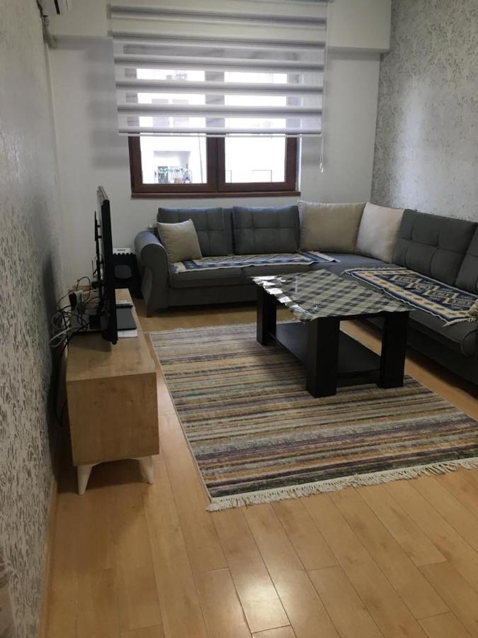 Two Rooms And Kitchen, Bathroom With Balcony Apartment Skopie Exterior foto